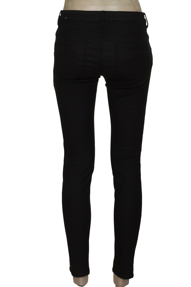 Pantalones color Negro - MNG