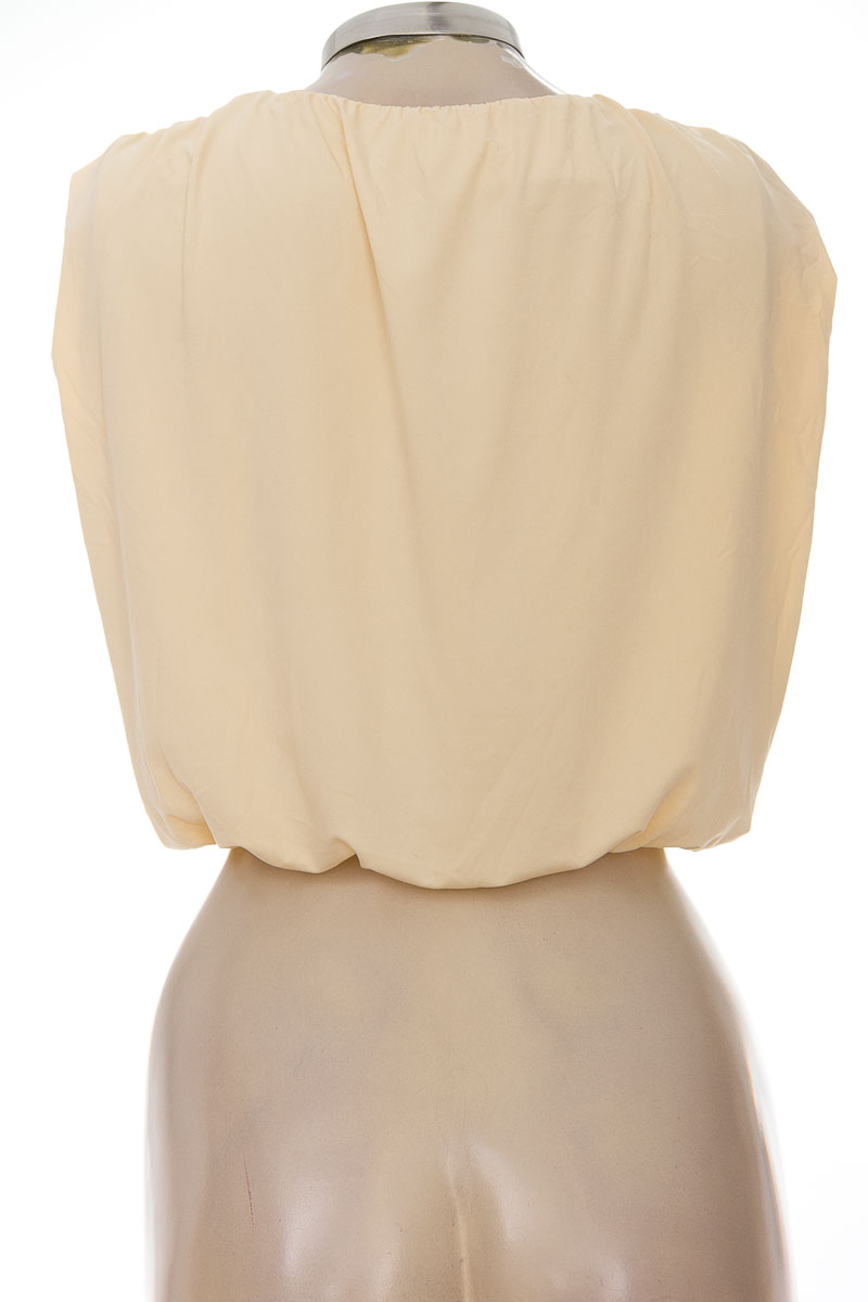 Top / Camiseta color Amarillo - H&M