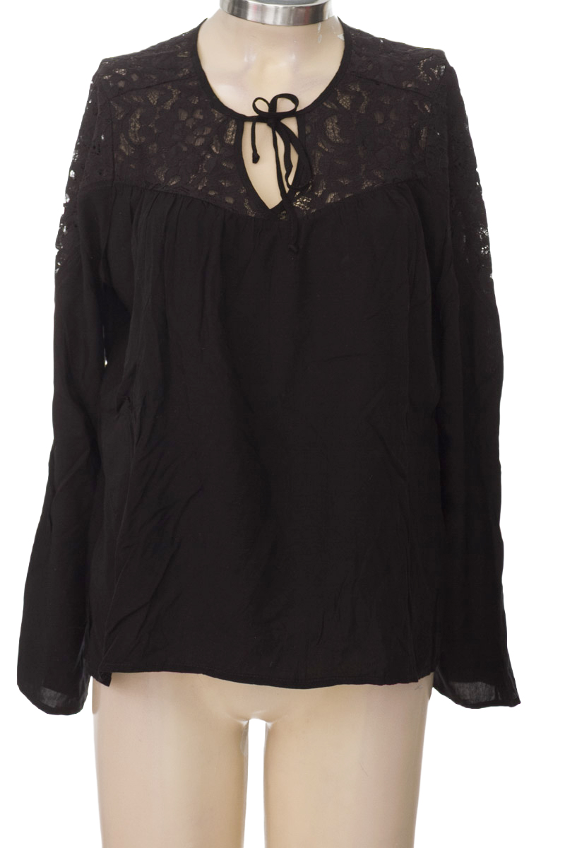 Blusa color Negro - Rifle