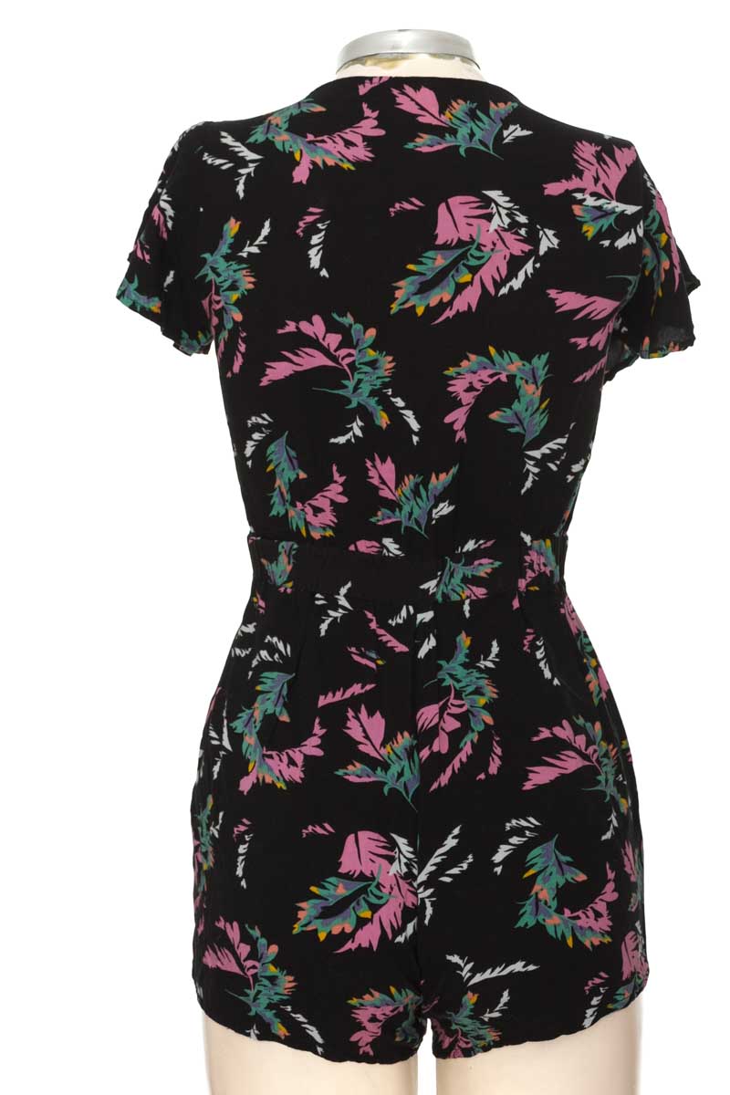Vestido / Enterizo color Negro - Sybilla