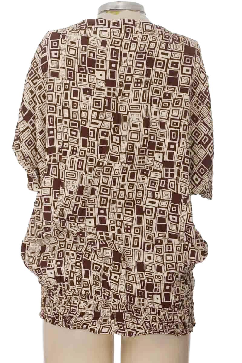 Blusa color Café - Closeando