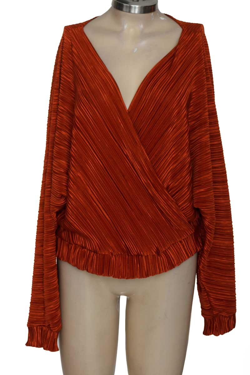 Blusa color Naranja - Closeando