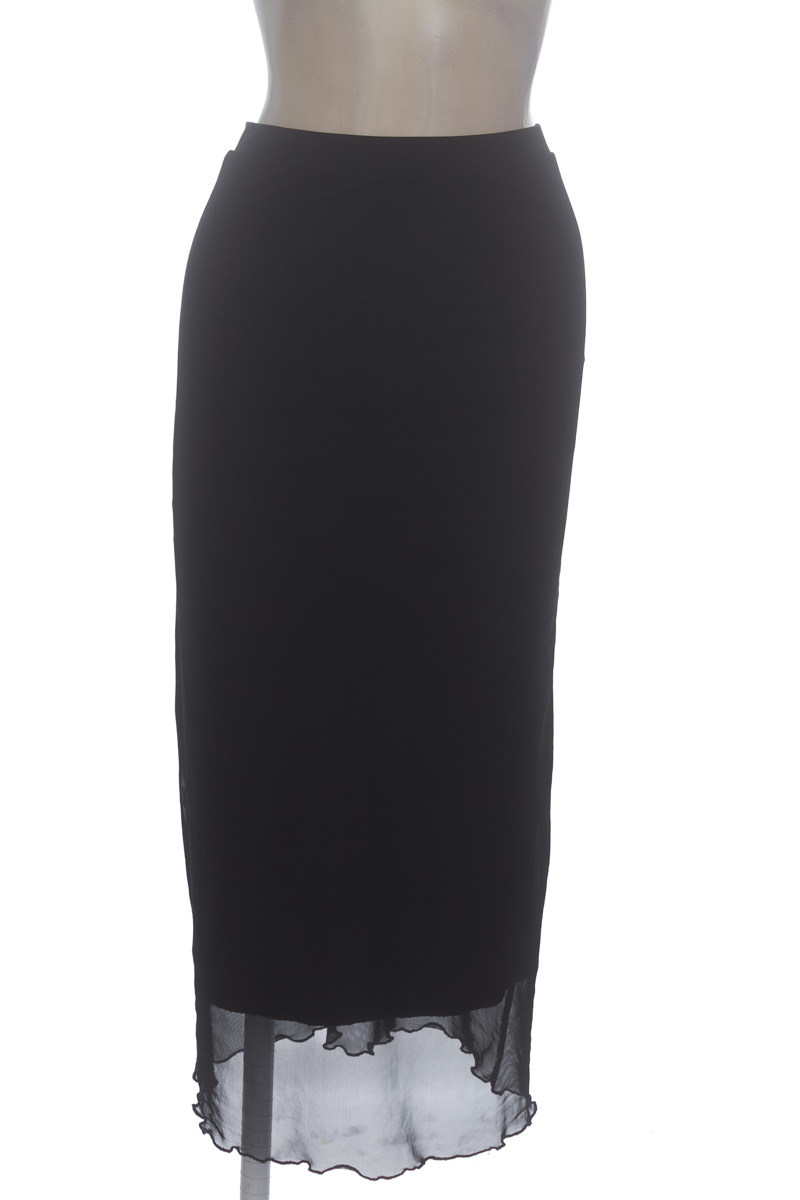 Falda color Negro - Stradivarius