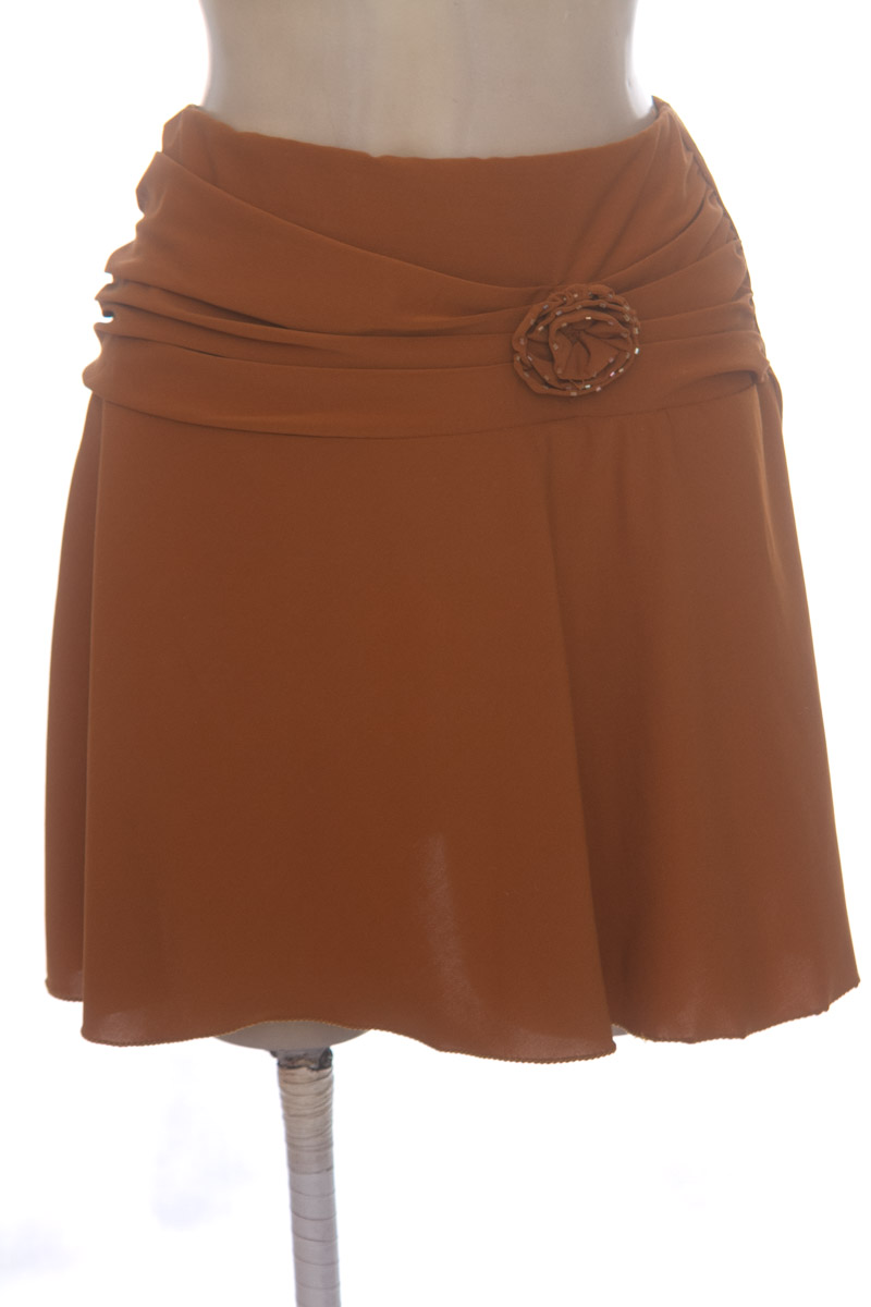 Falda color Mostaza - Closeando