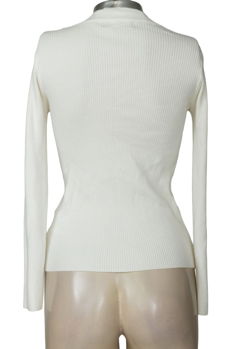 Sweater color Blanco - Closeando