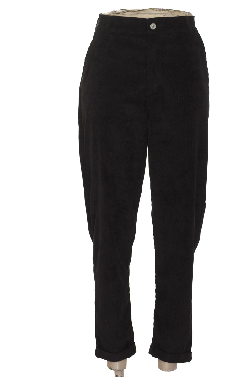 Pantalones color Negro - Lola
