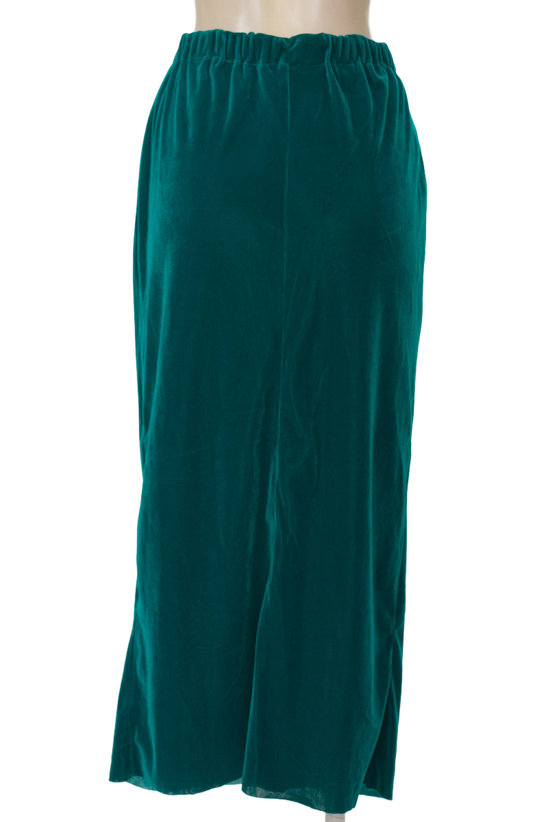 Falda color Verde - Closeando