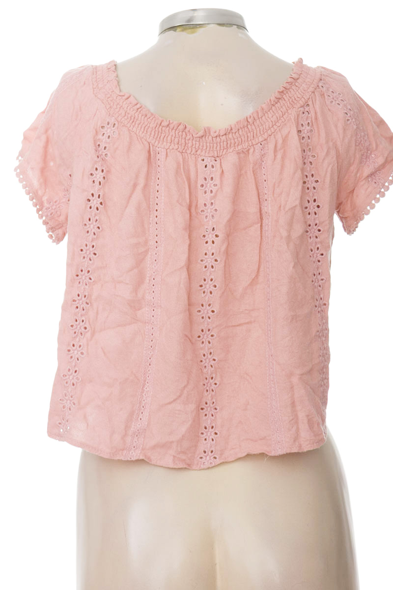 Top / Camiseta color Rosado - Sybilla