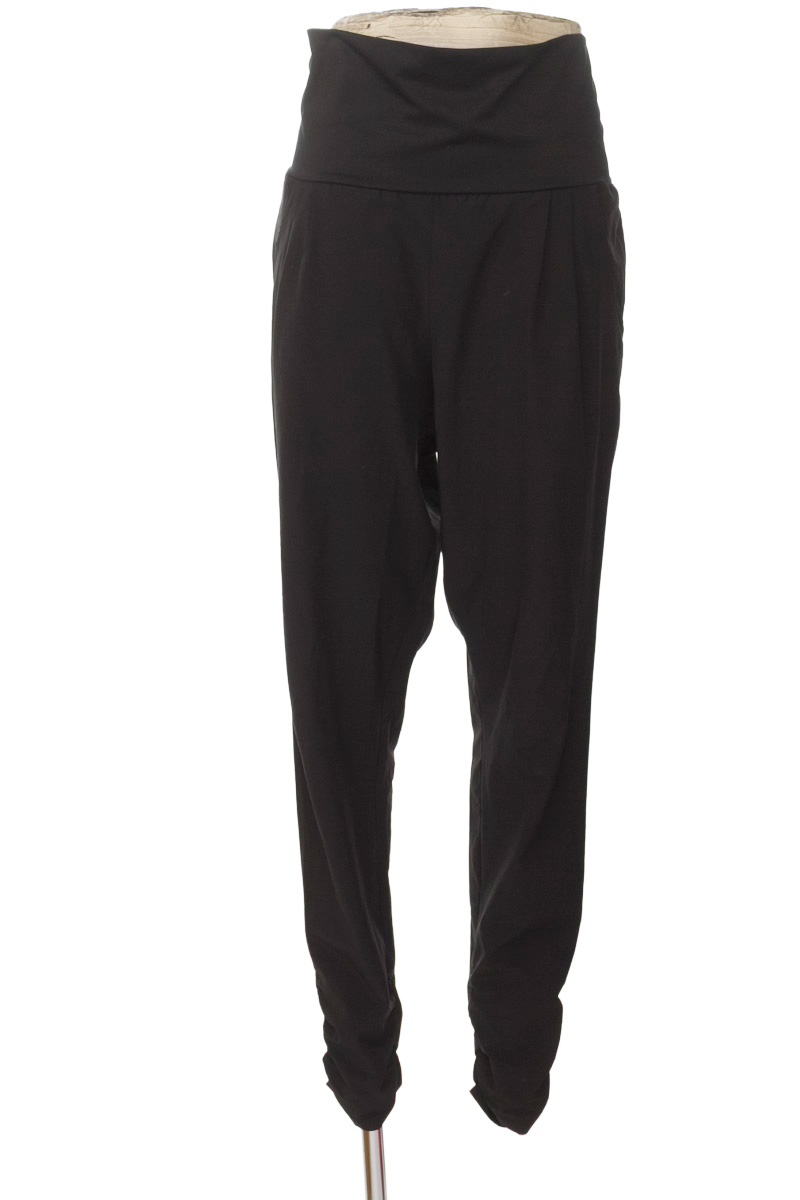 Pantalones color Negro - Closeando