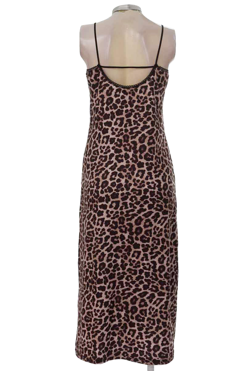 Vestido / Enterizo color Beige - Loguin