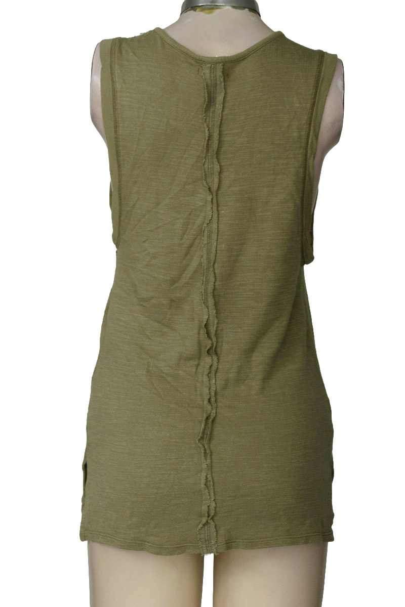 Top / Camiseta color Verde - TopMark