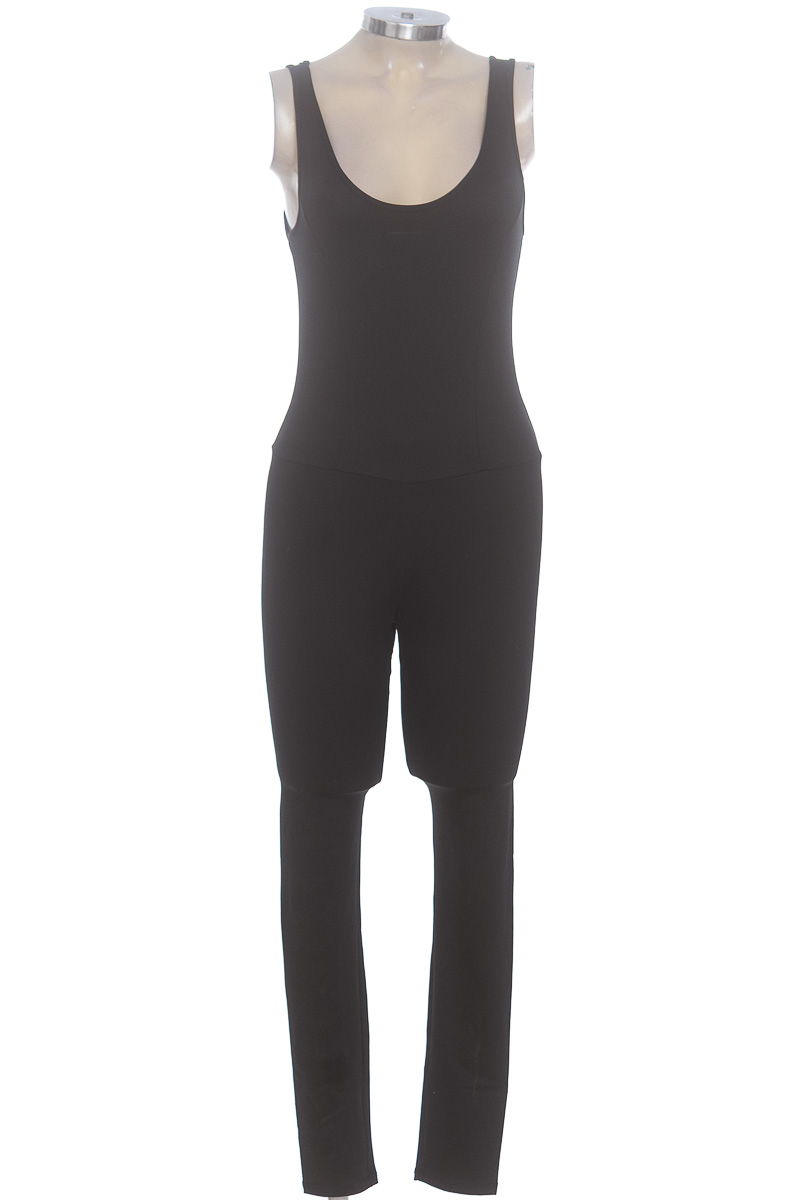 Ropa Deportiva / Salida de Baño color Negro - Pacífika