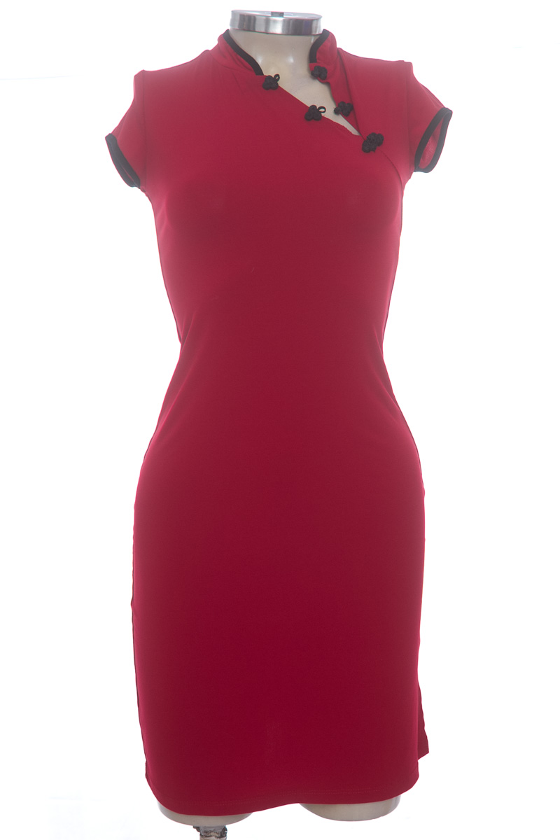 Vestido / Enterizo color Rojo - Closeando