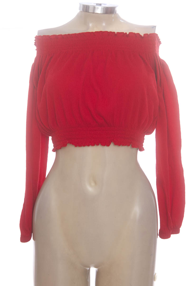 Top / Camiseta color Rojo - Closeando