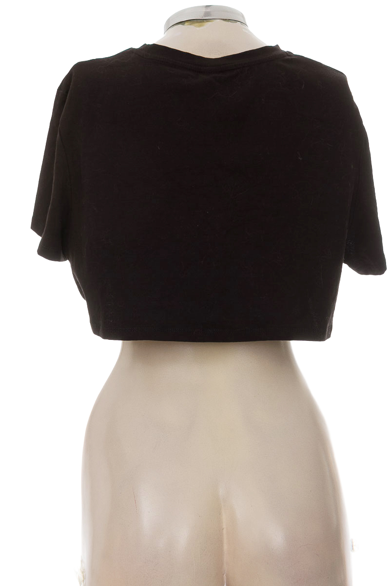 Top / Camiseta color Negro - Shein