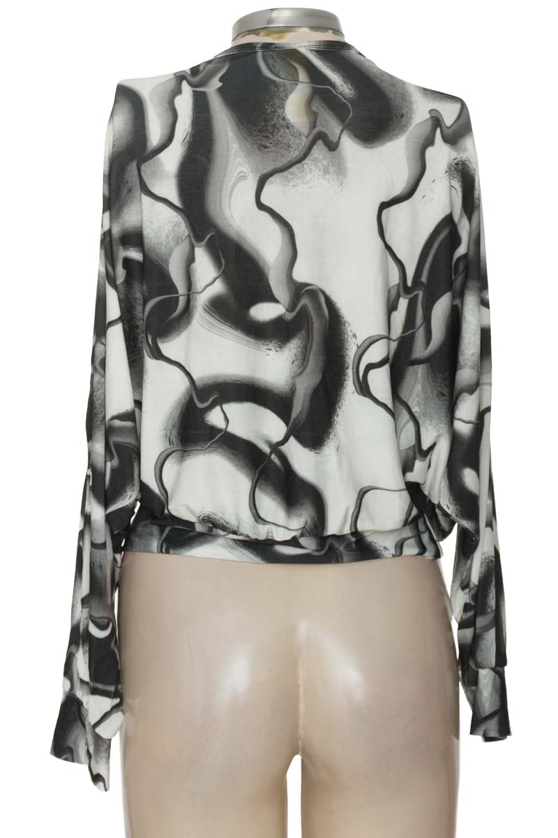 Blusa color Estampado - Closeando
