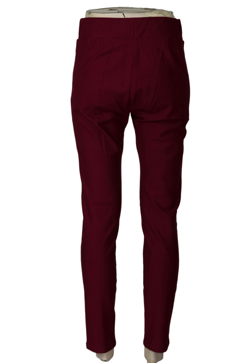 Pantalones color Vinotinto - Closeando