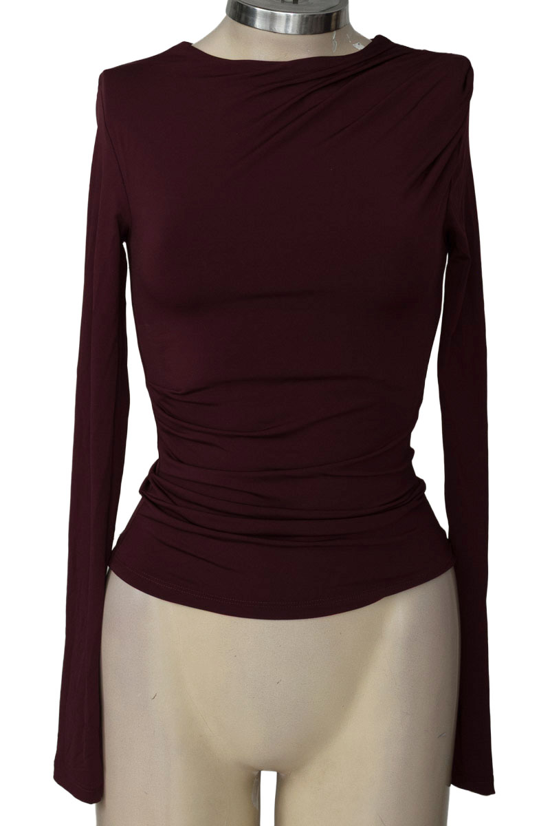 Top / Camiseta color Vinotinto - Divided by H&M