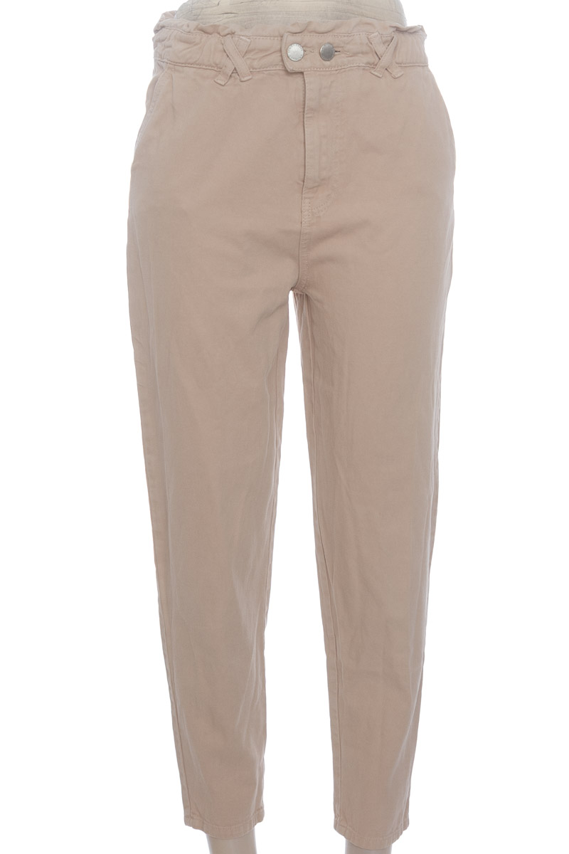 Pantalones color Beige - Stradivarius