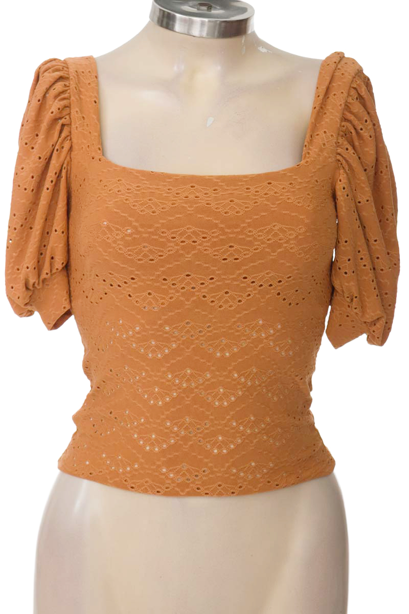 Top / Camiseta color Café - Eva Pink