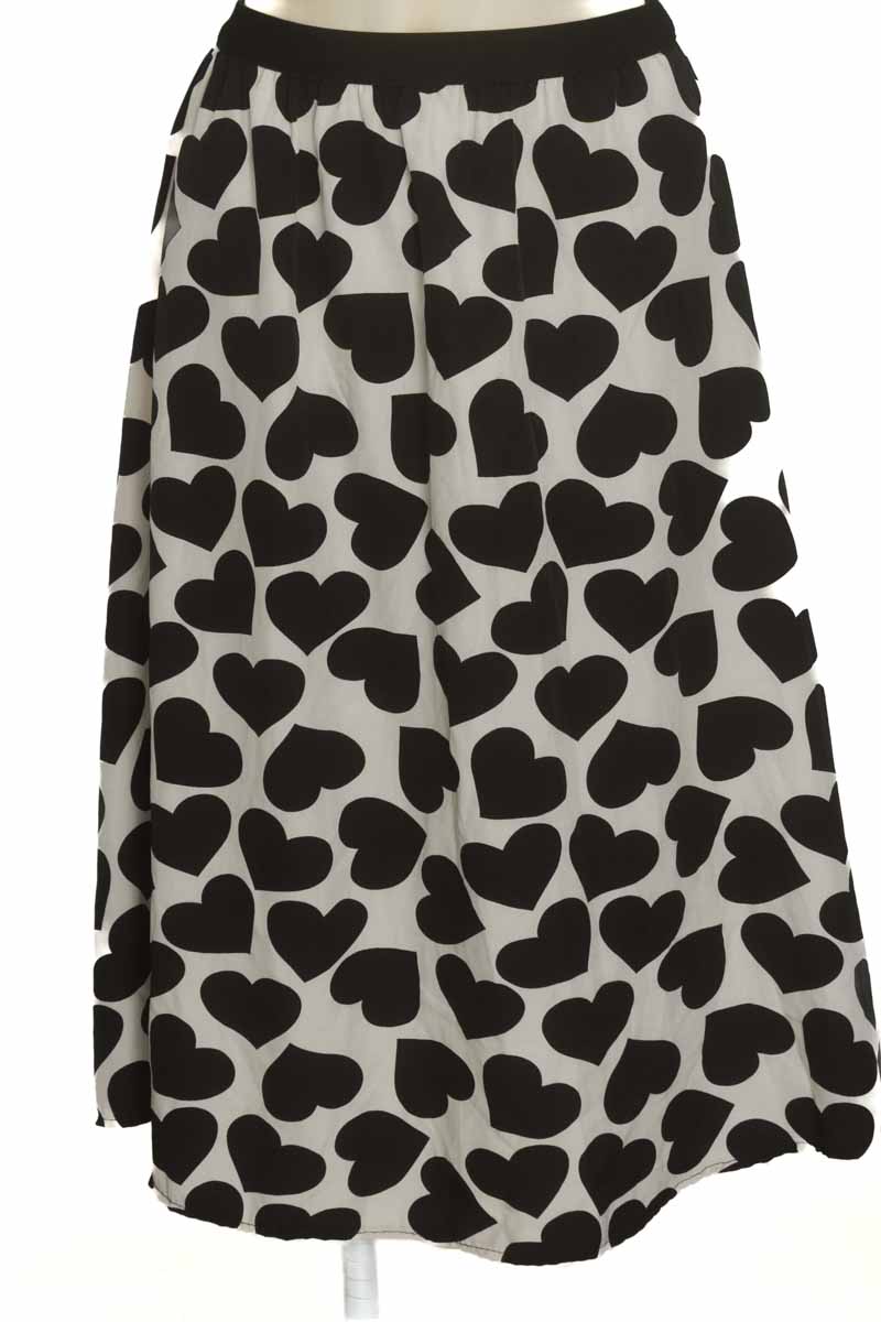 Falda color Beige - Closeando