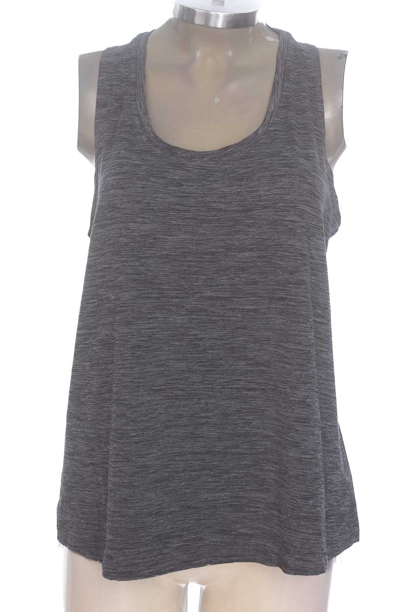 Ropa Deportiva / Salida de Baño color Gris - Athletic