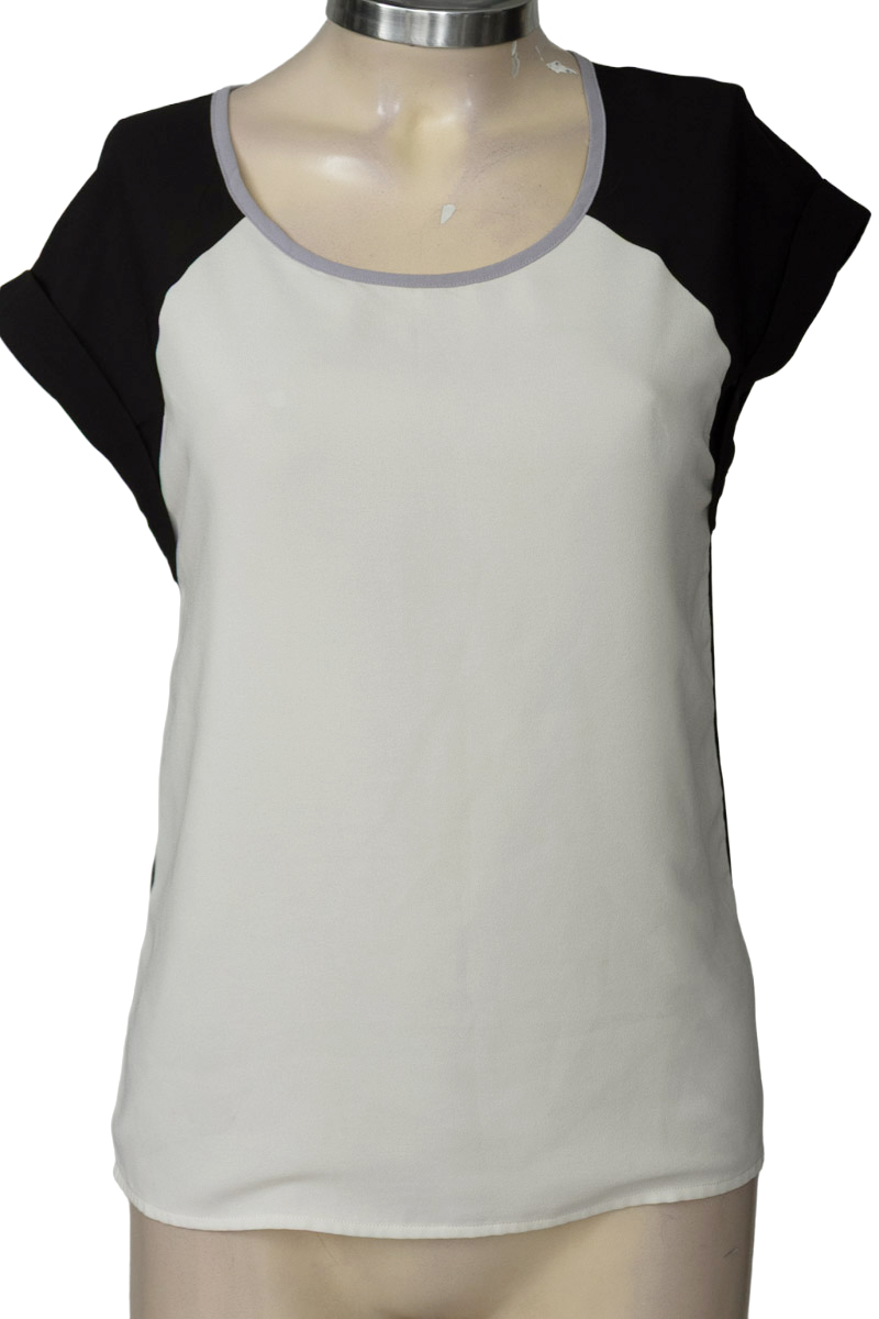 Blusa color Blanco - Azulu