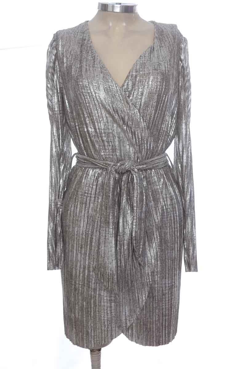 Vestido / Enterizo color Plateado - Studio F