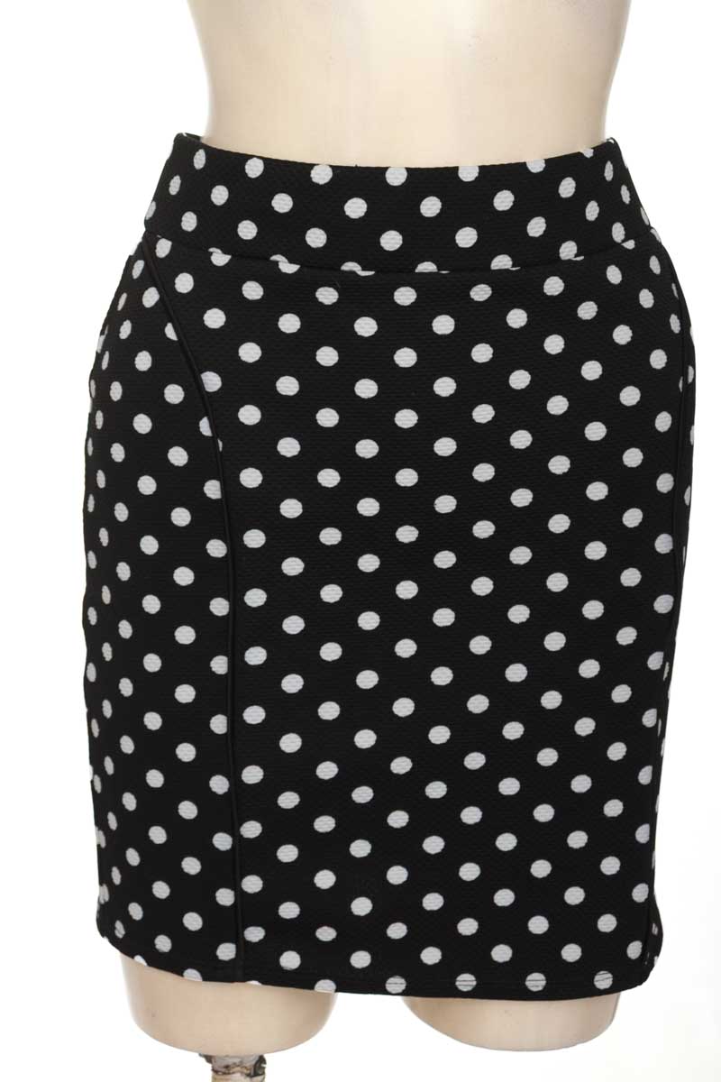 Falda color Negro - ELA