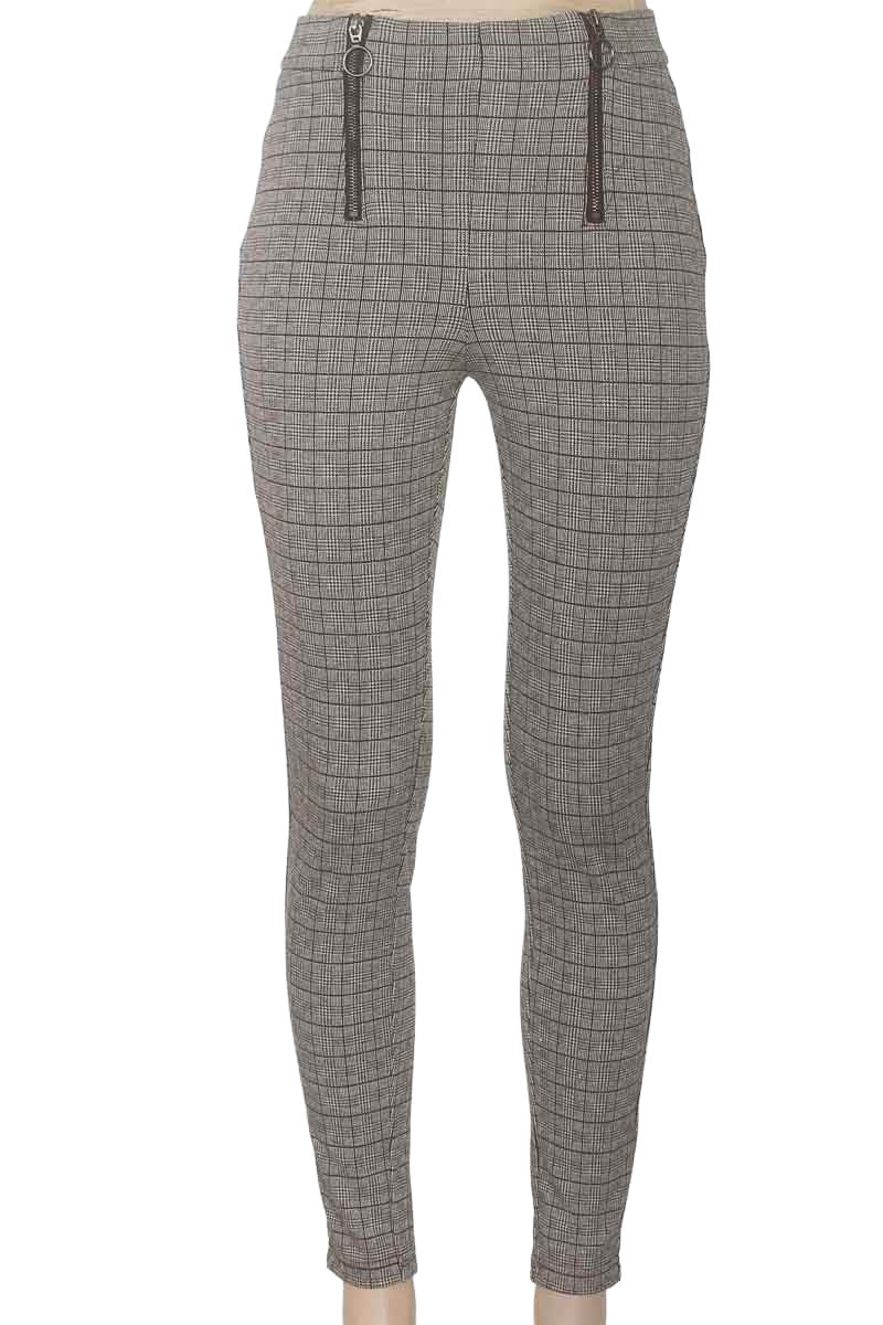 Pantalones color Gris - Stradivarius