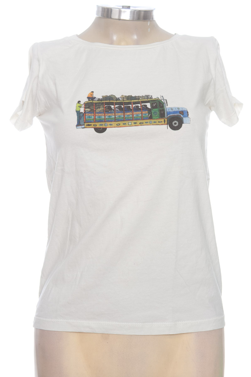 Top / Camiseta color Blanco - Closeando