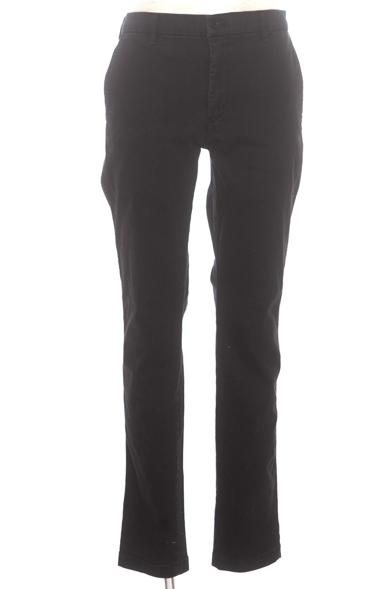 Pantalón color Negro - UNI QLO