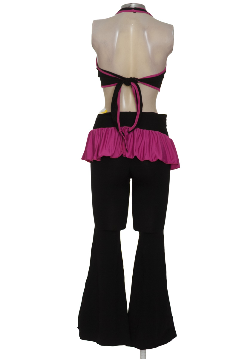 Ropa Deportiva / Salida de Baño color Negro - Closeando