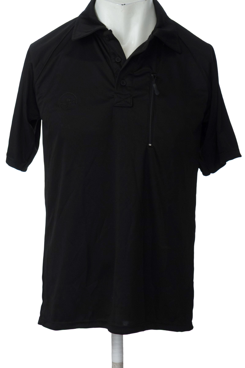 Polo color Negro - Closeando