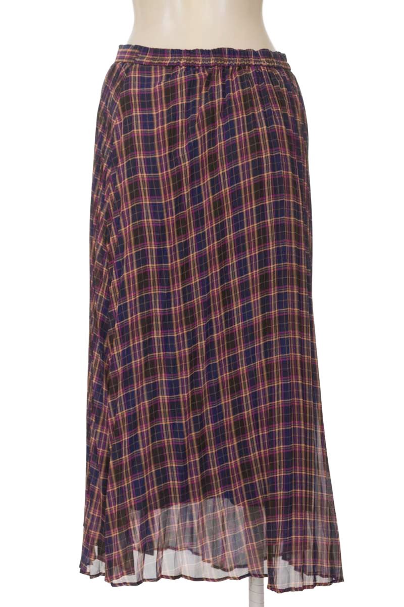 Falda color Azul - Closeando