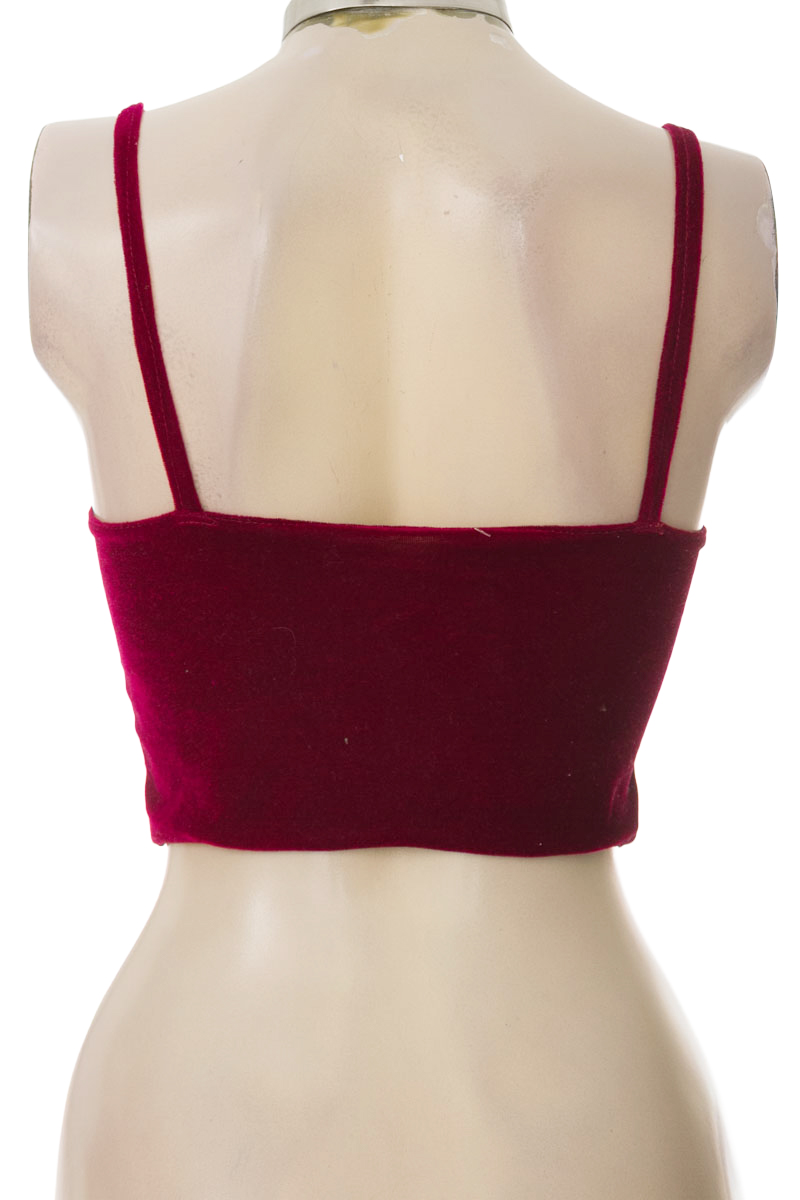 Top / Camiseta color Vinotinto - Closeando