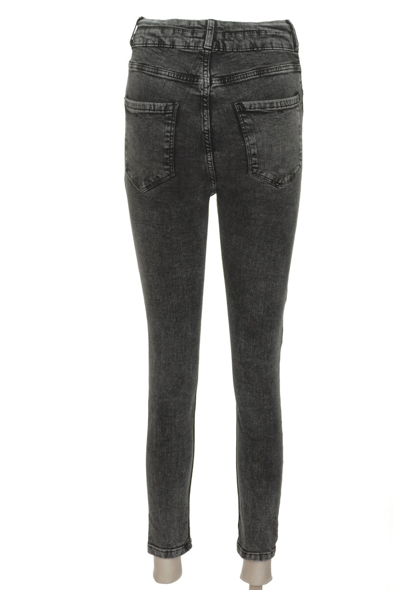 Pantalones color Gris - Bershka