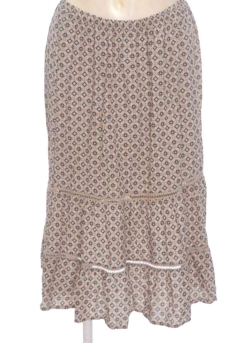 Falda color Beige - Closeando