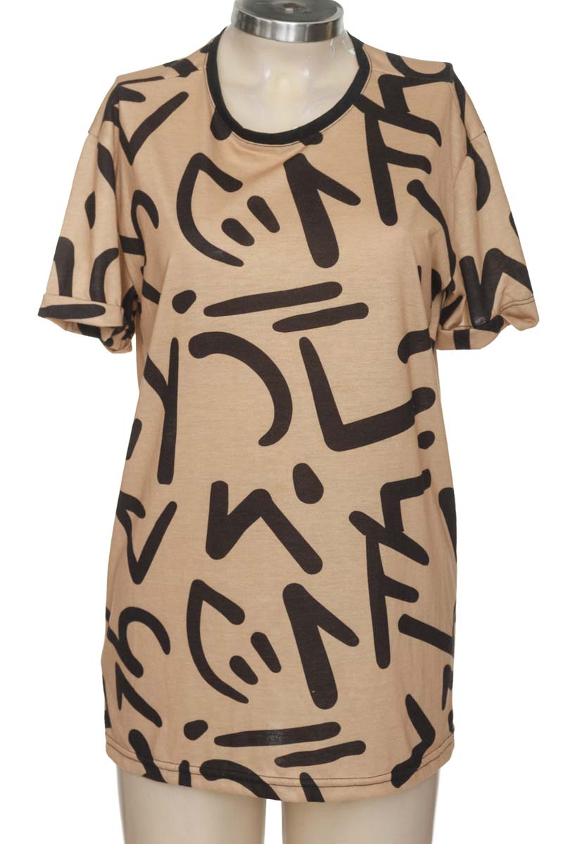 Top / Camiseta color Beige - Azzorti