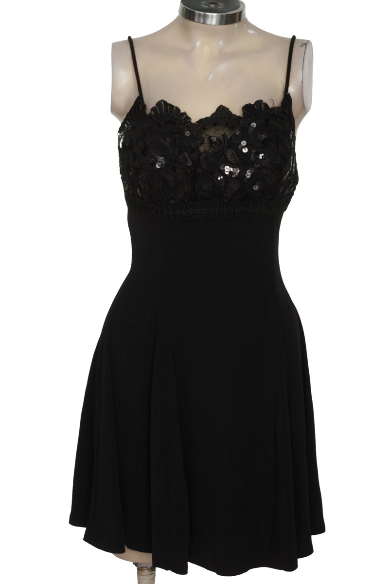 Vestido / Enterizo color Negro - Surian