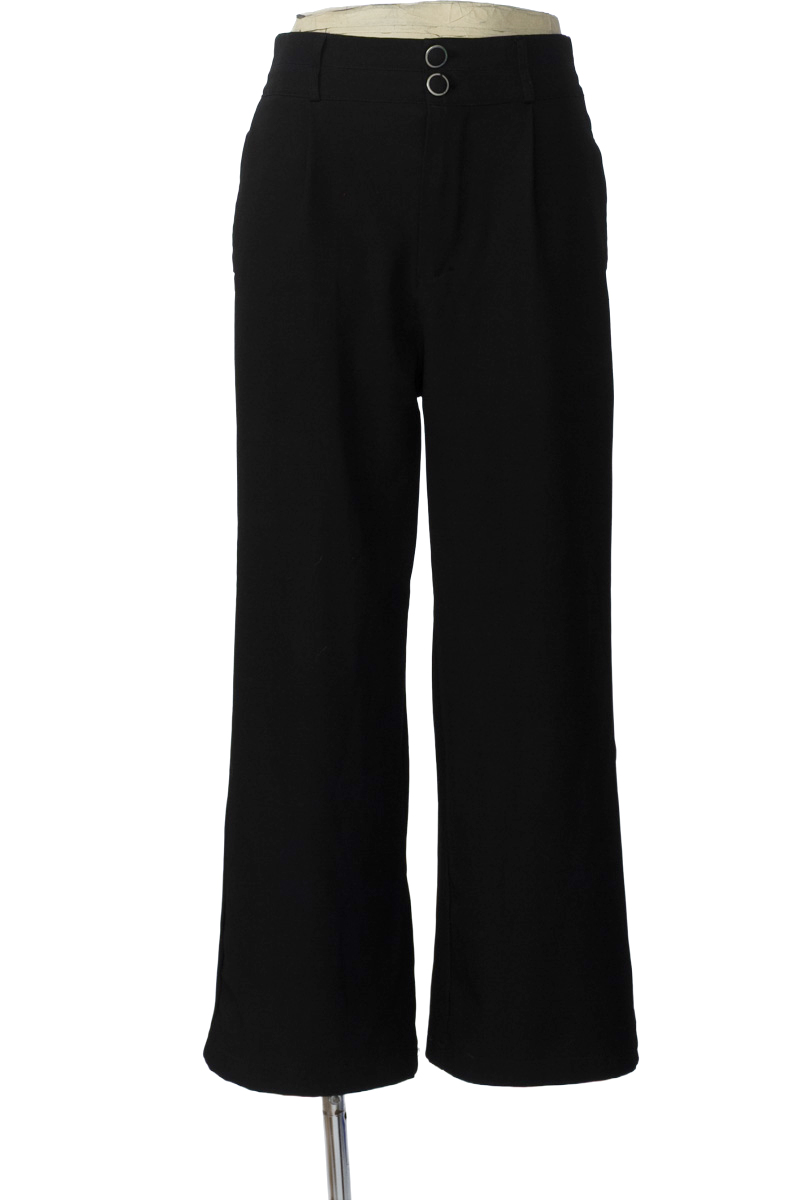 Pantalones color Negro - CHIC
