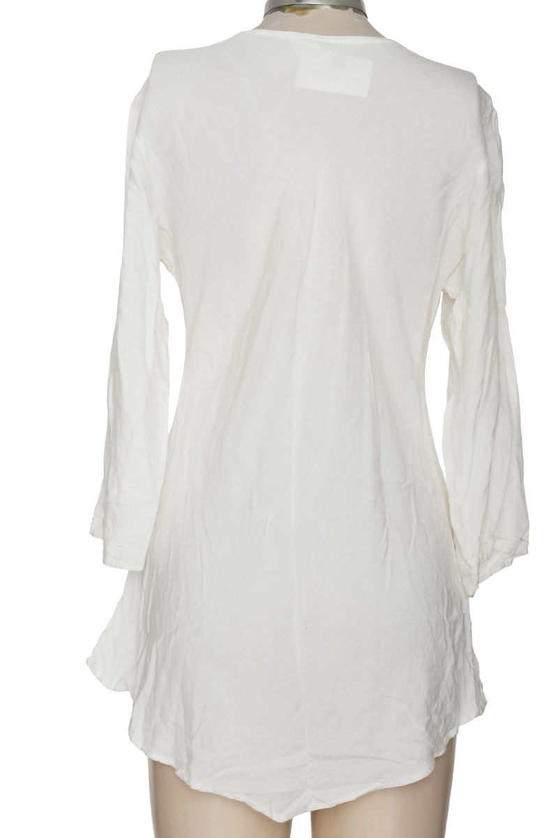 Blusa color Blanco - Closeando