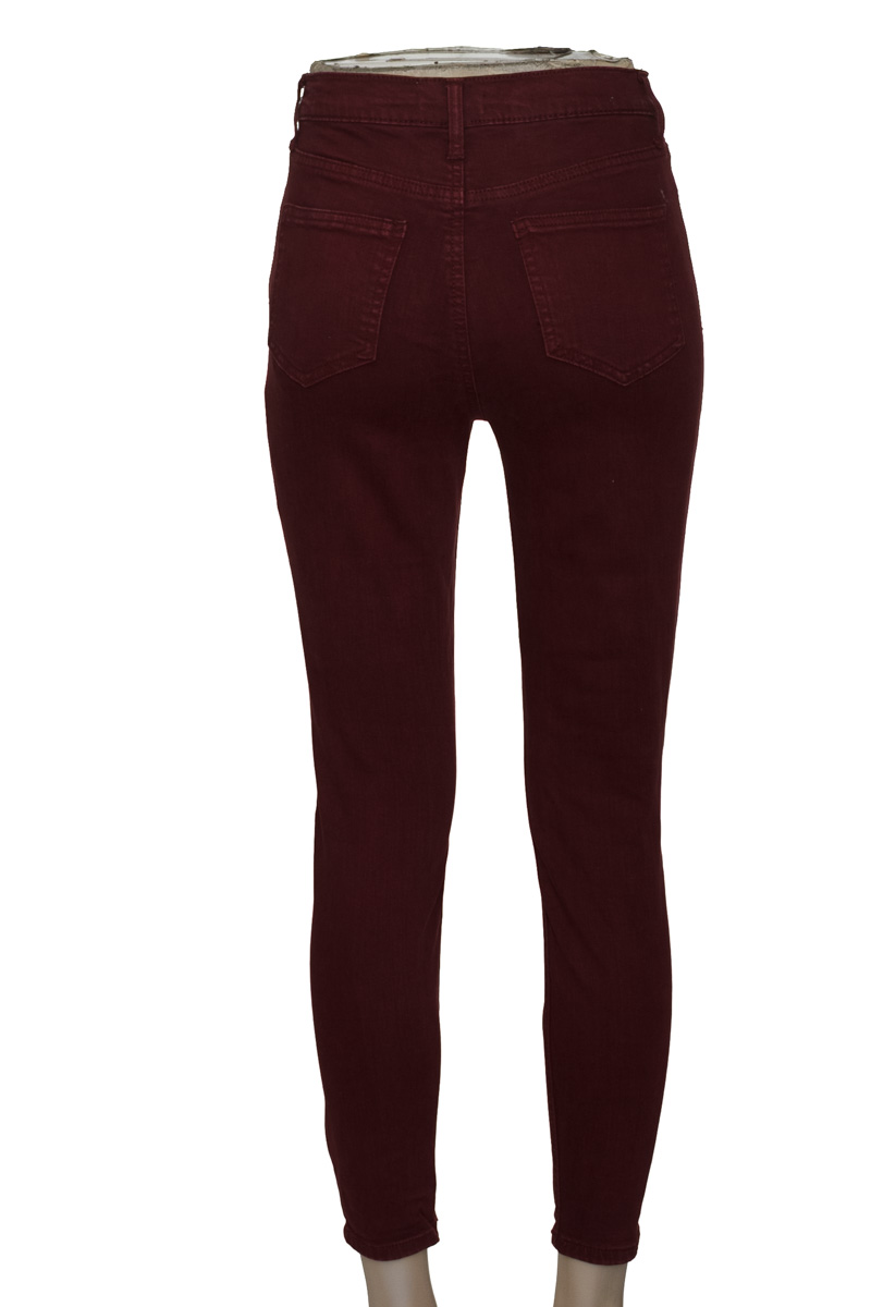 Pantalones color Vinotinto - Altar'd State