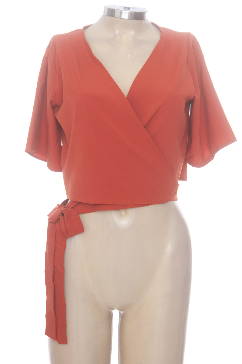 Top / Camiseta color Rosado - Closeando