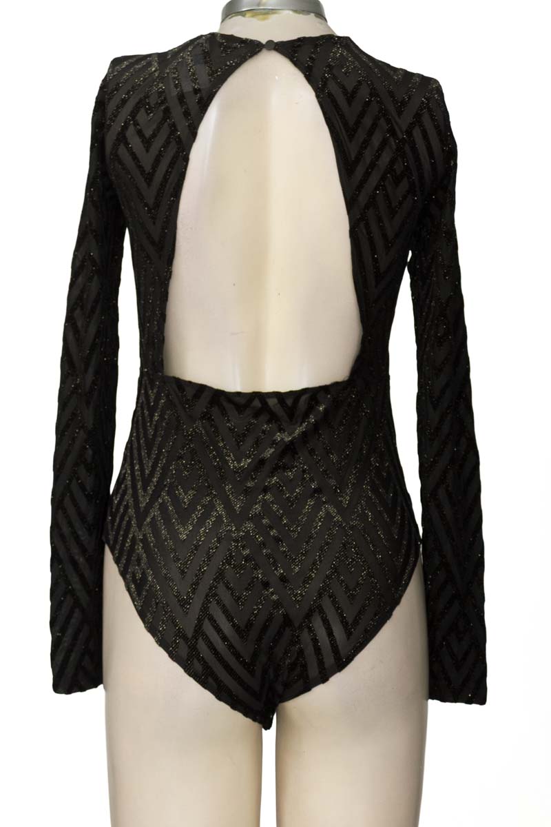 Top / Camiseta color Negro - Forever 21