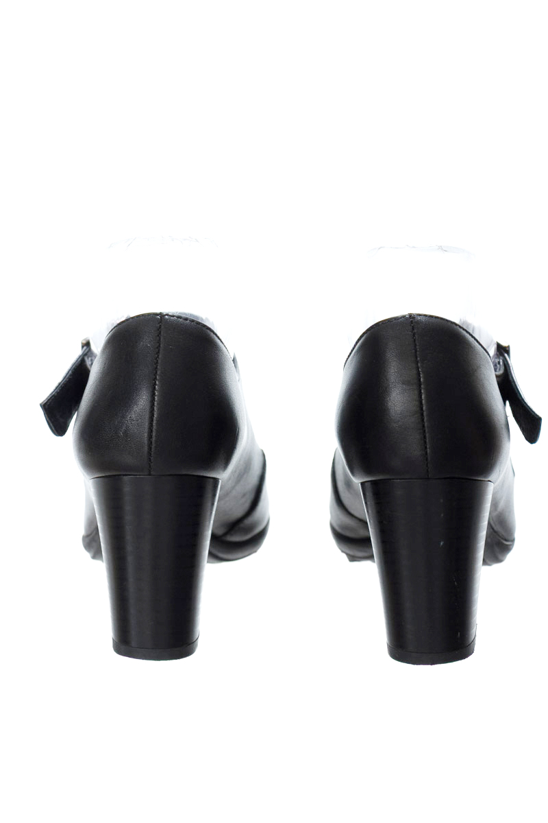 Zapatos color Negro - Wojas