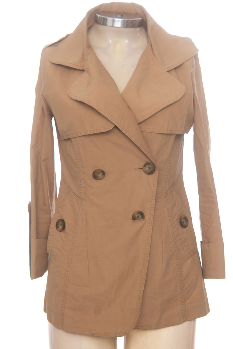 Chaqueta / Abrigo color Beige - Miss Saigon
