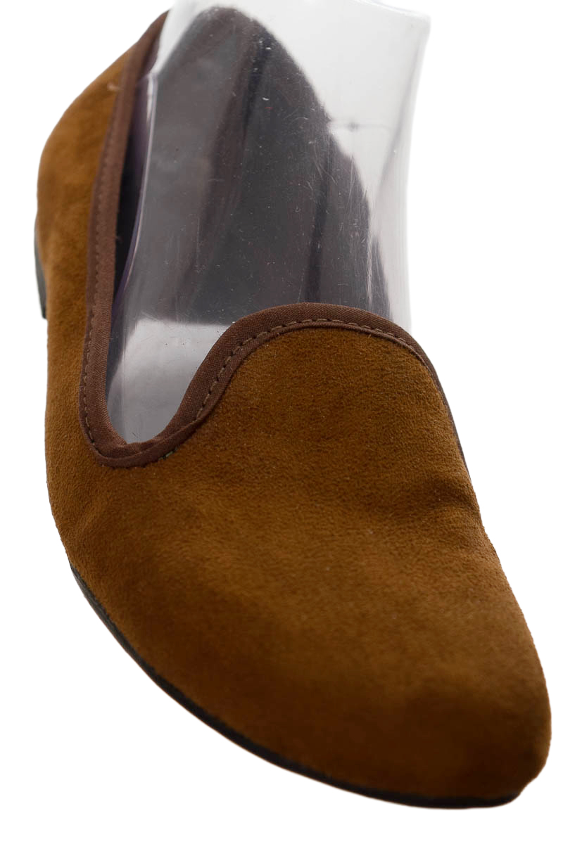 Zapatos color Café - Closeando