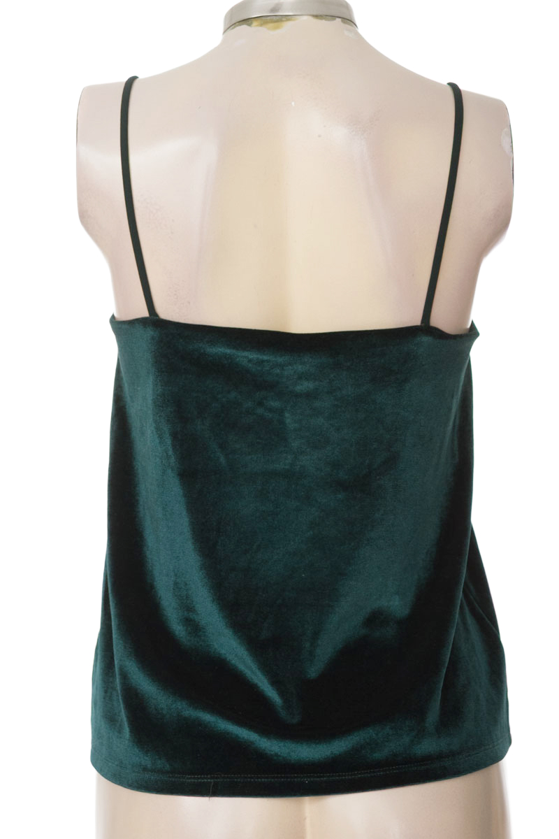 Top / Camiseta color Verde - Stradivarius