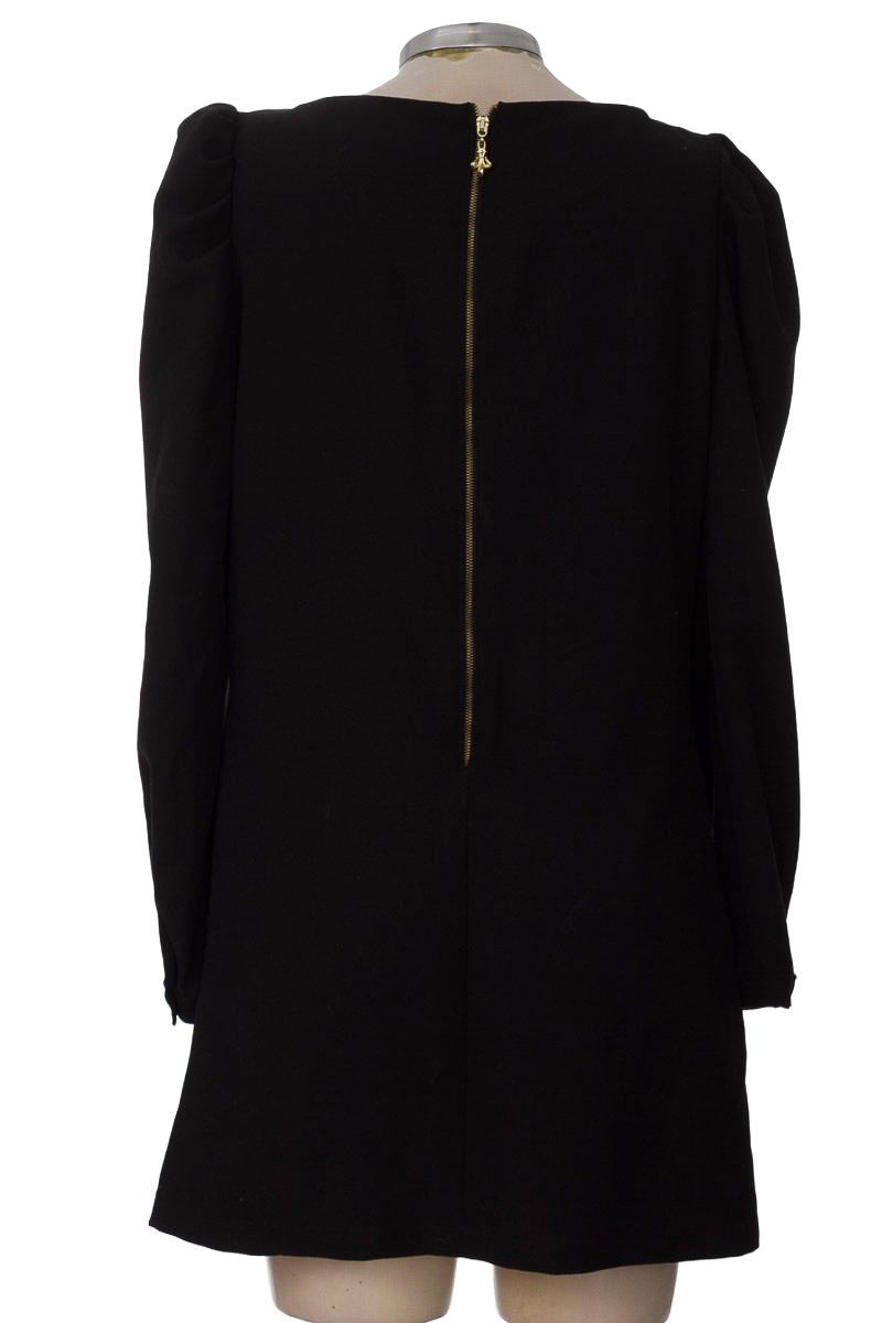 Vestido / Enterizo color Negro - Closeando